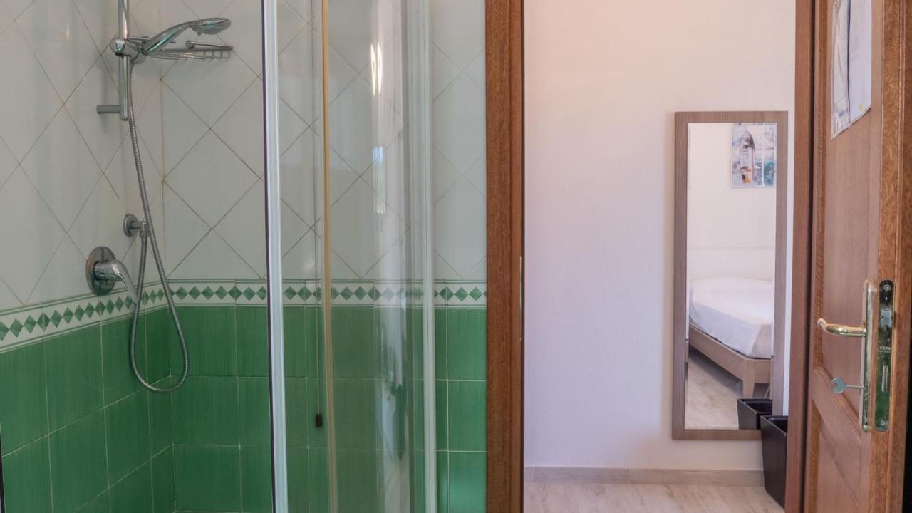 My Tiffany Rooms 塔瑙内拉 外观 照片